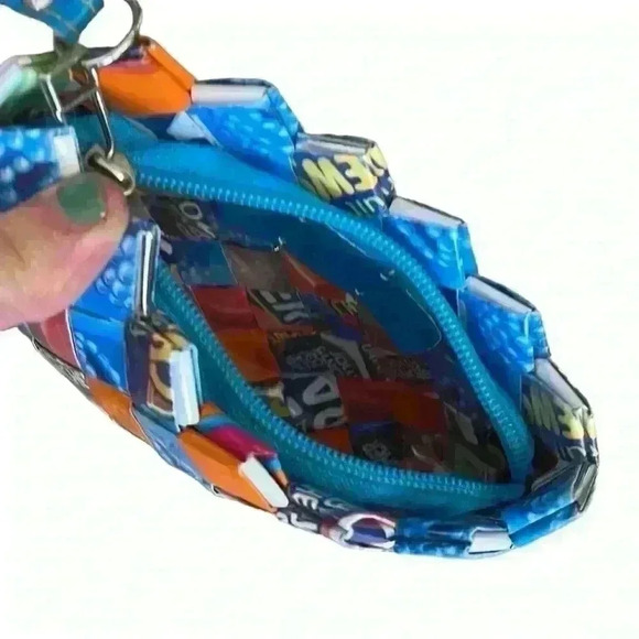 Ollin Candy Wrapper Wristlet /Clutch/Purse Jolly Rancher Multi Colored zipper​ - Picture 3 of 3